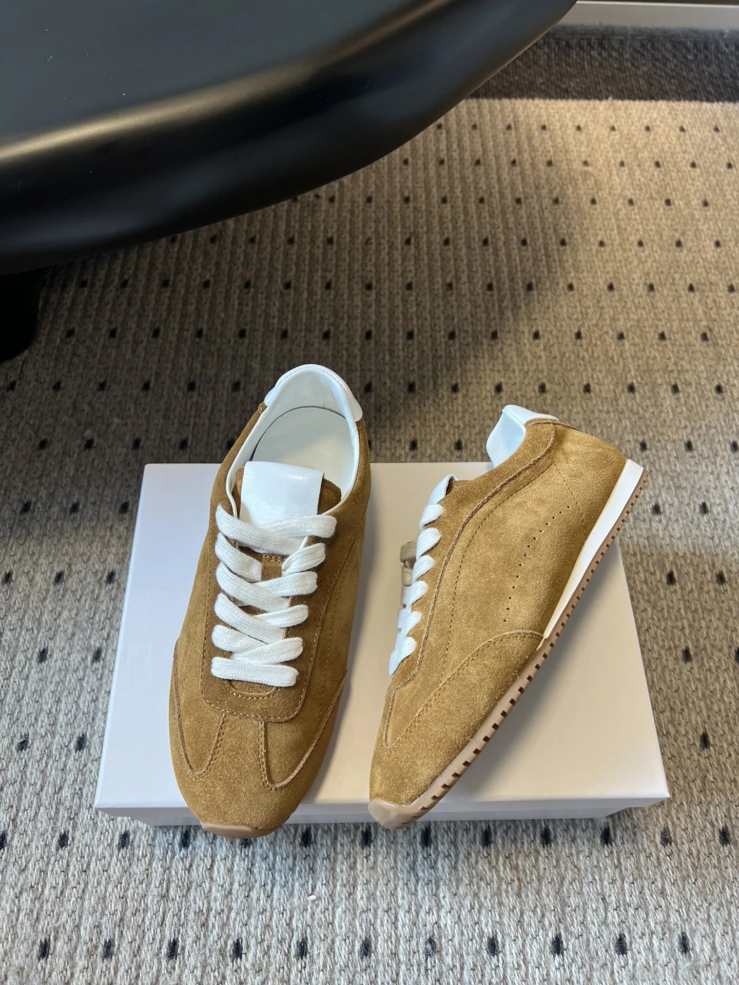 Unisex casual luxury flat sports, Forrest Gump running and bowling shoes, leather laced