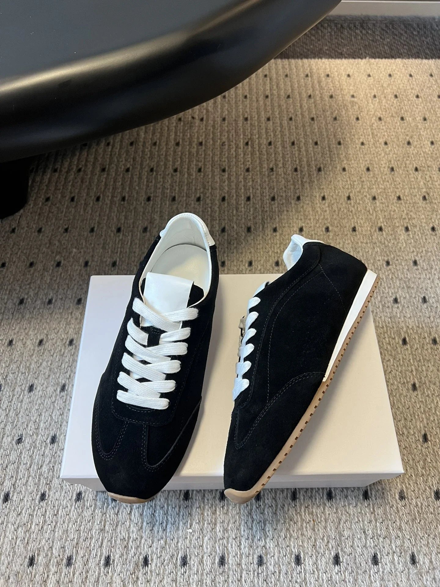 Unisex casual luxury flat sports, Forrest Gump running and bowling shoes, leather laced